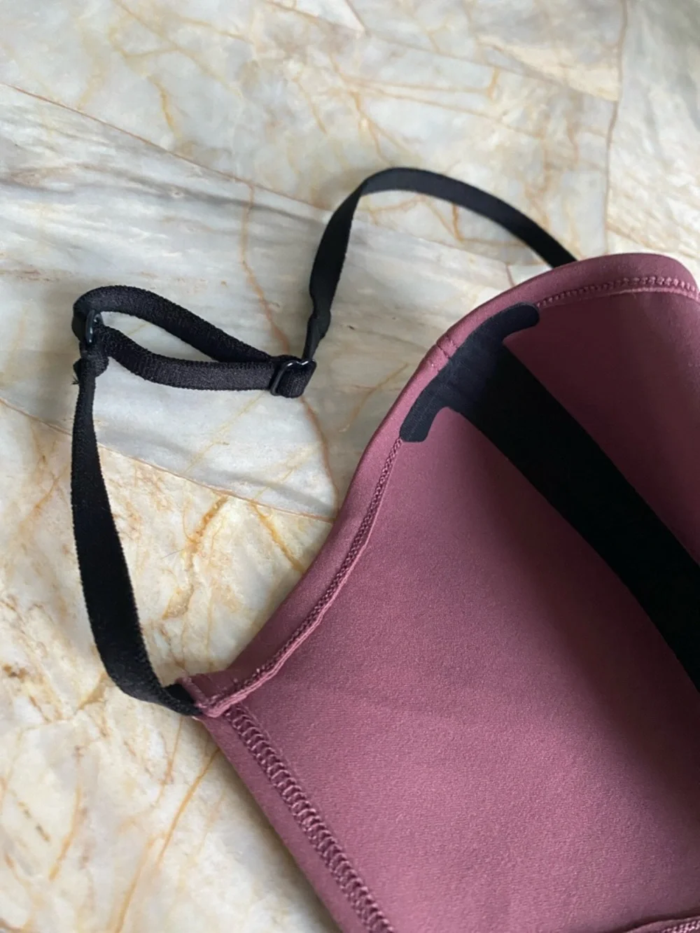 Lululemon Athletica Double Strap Face Mask (Plumful) One Size